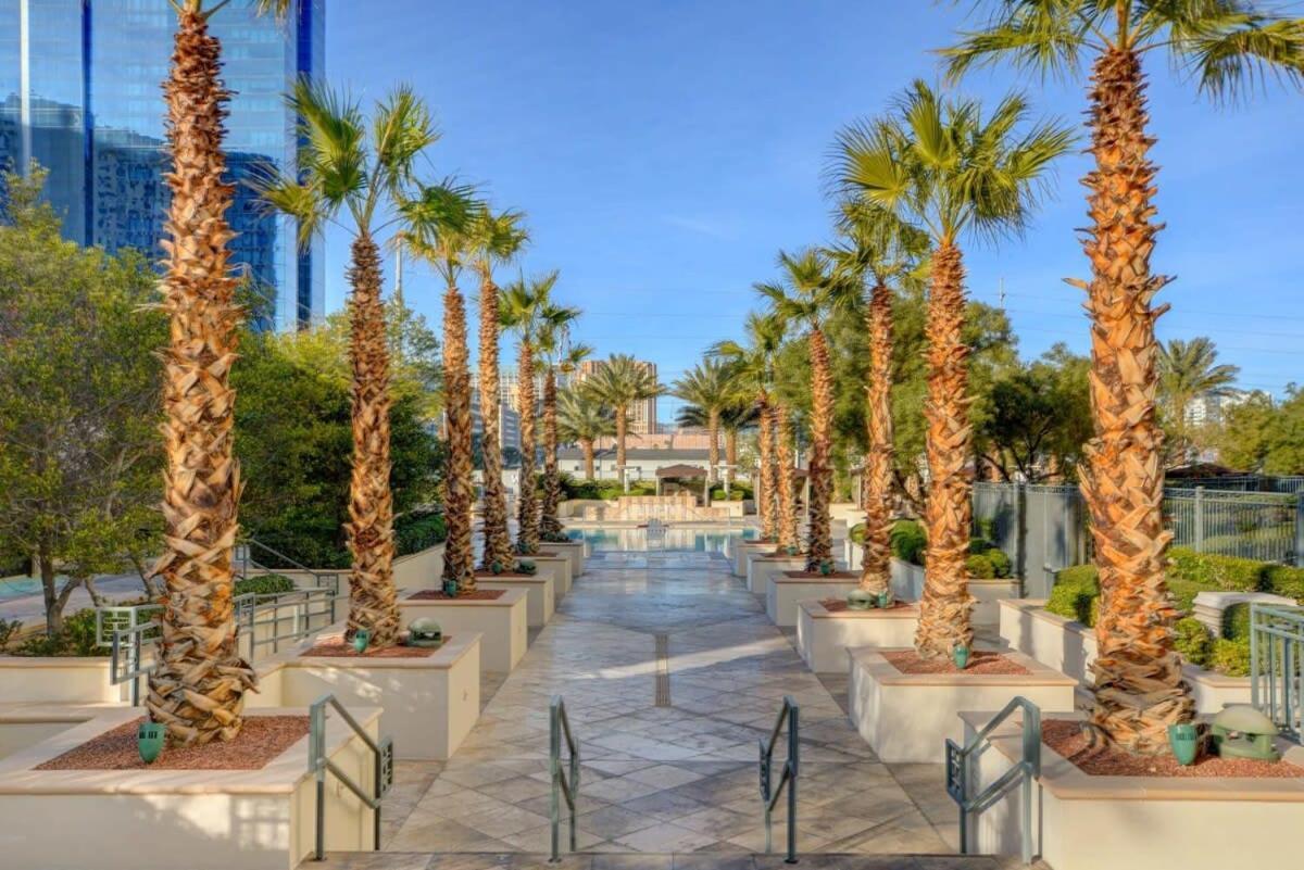 Mgm Signature-04-603 Strip View Jacuzzi Studio 라스베이거스 외부 사진